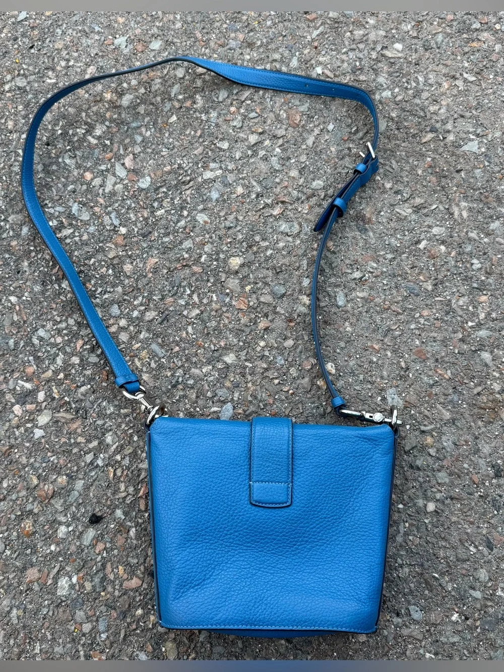 Coach Addie Pebble Leather Crossbody Bag Pure Adjustable Strap Silver Vivid Blue